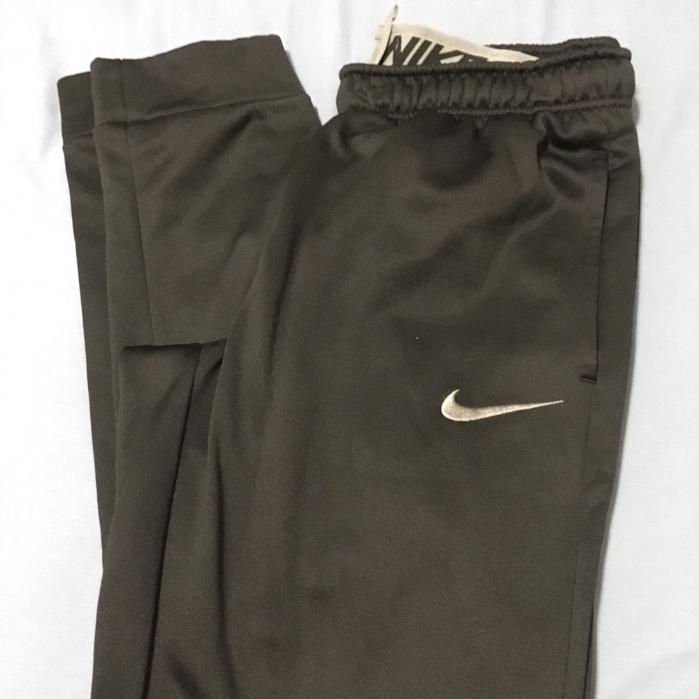 Nike thermafit sweatpants joggers slim